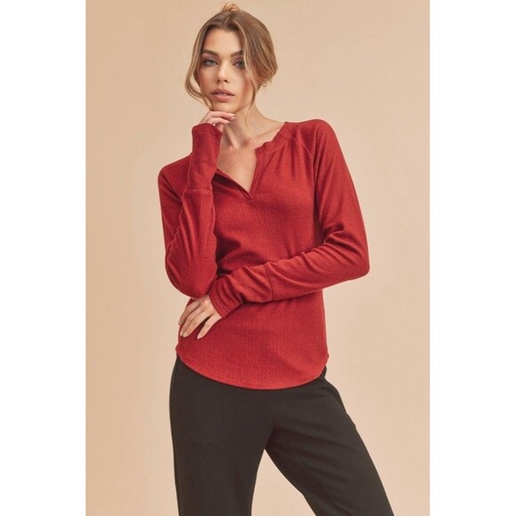 Lori Notched Raglan Top - Picture 2 of 5